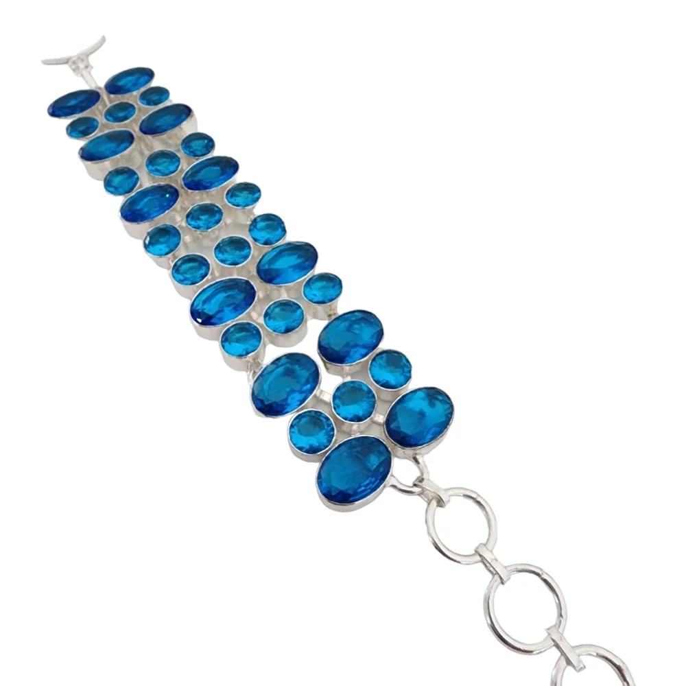 Silver bracelet faceted glass chunky bracelet blue topaz color Q02